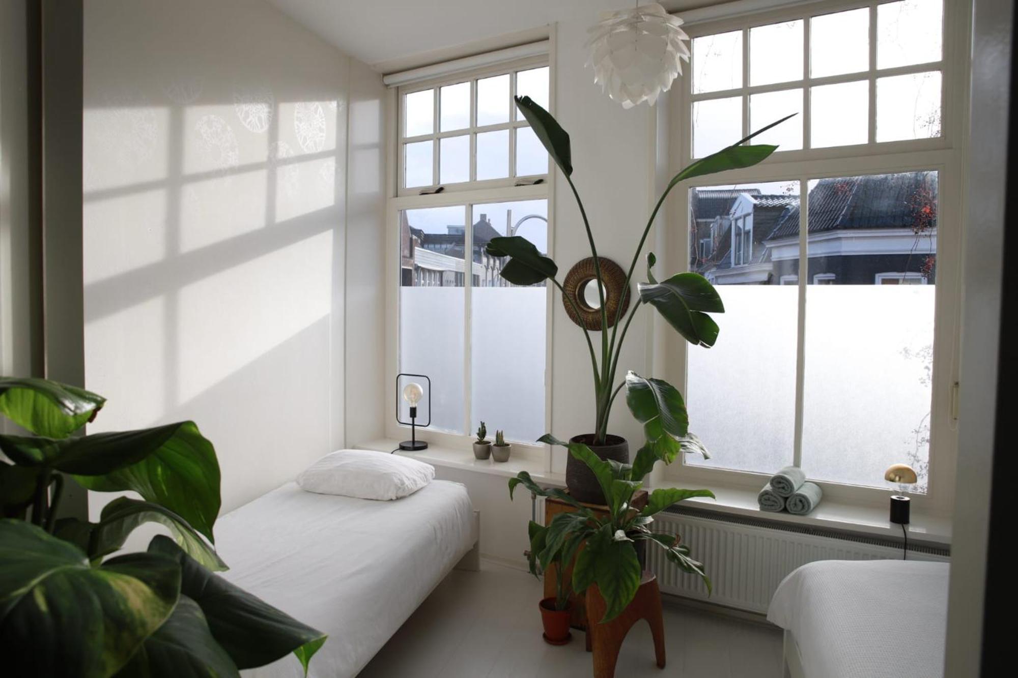 Stadslogement Valentijn Sneek Bagian luar foto